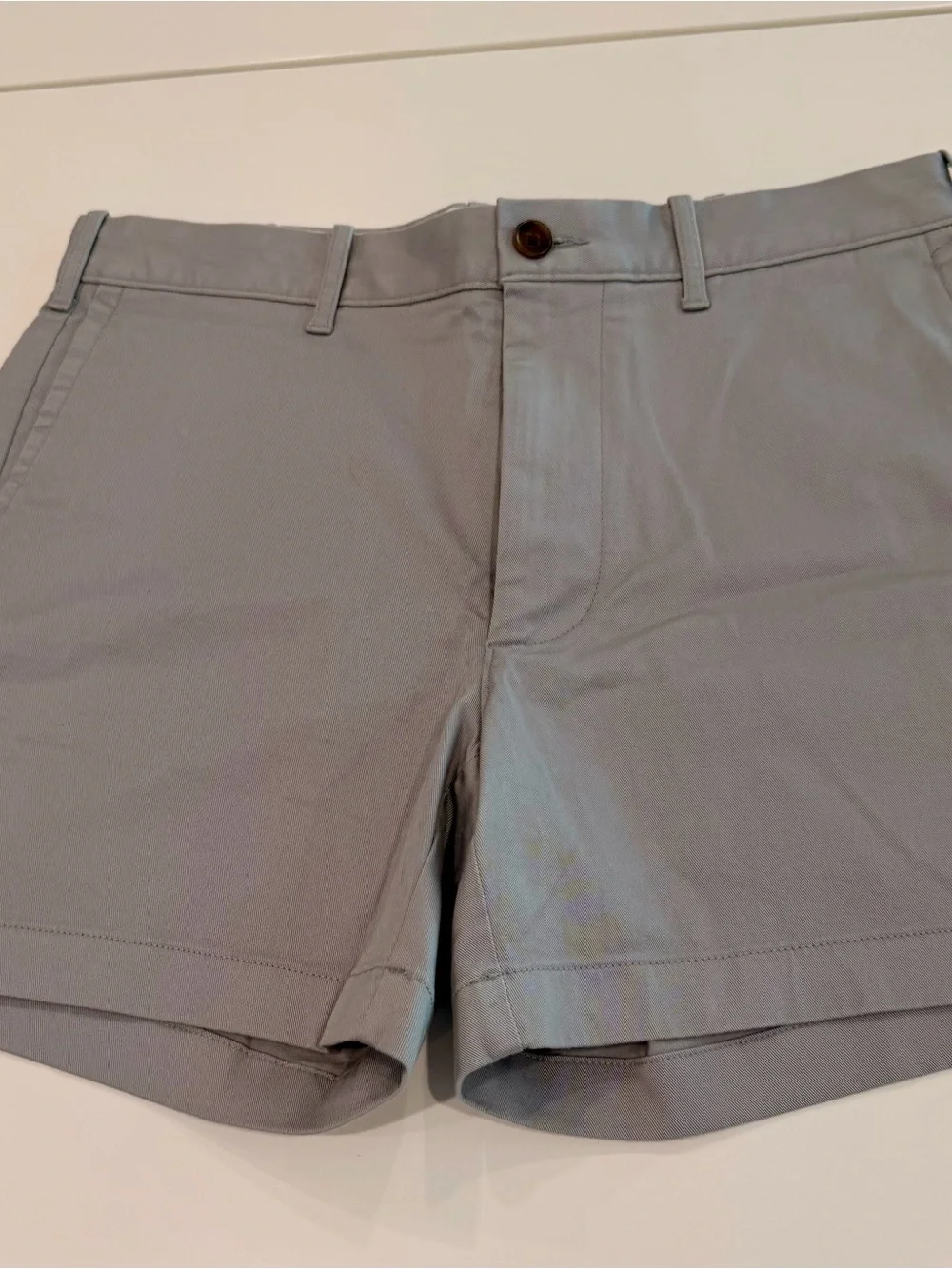 NWT - J. Crew Men’s Light Gray Chino Shorts - 31